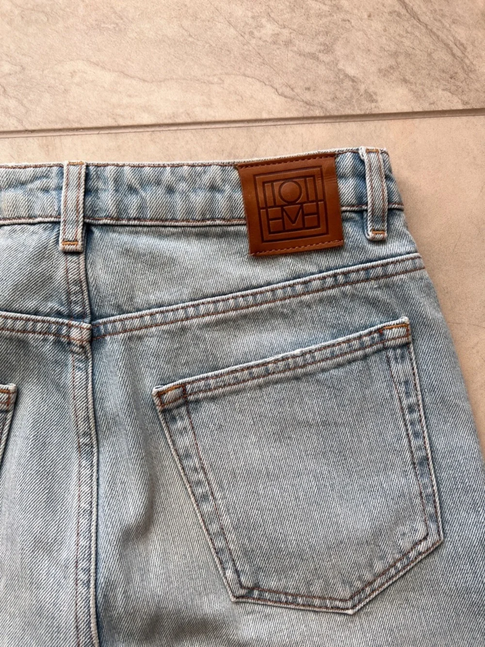 Totême Flair Denim Jeans - Picture 8 of 10